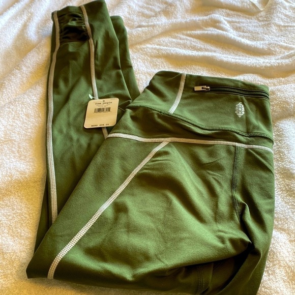 Free People You're a Peach leggings Secret Moss Sz xs - Picture 5 of 8